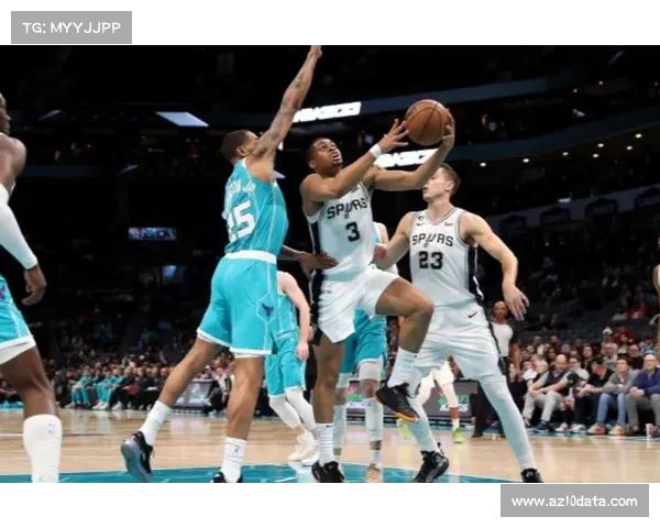 黄蜂队三球轰出大号三双仍憾负 全队攻防稳定性亟待提升